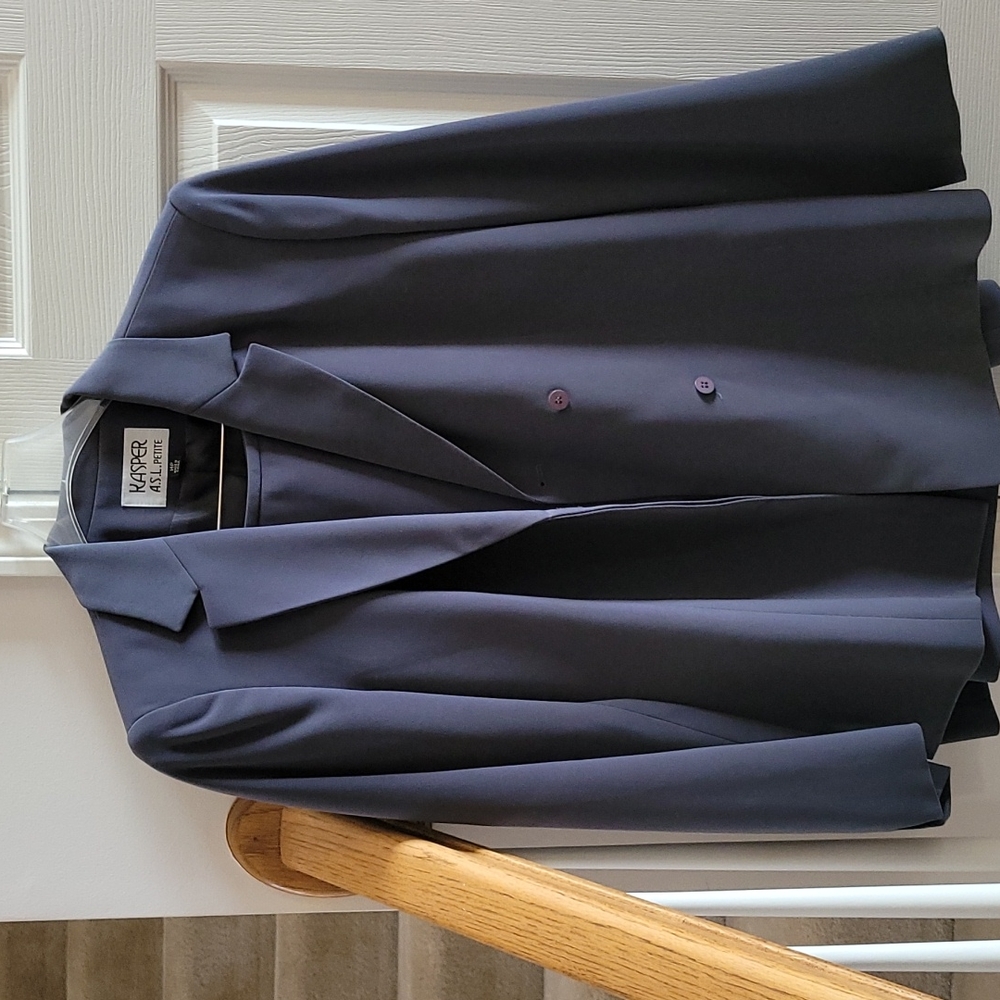 Women's suit